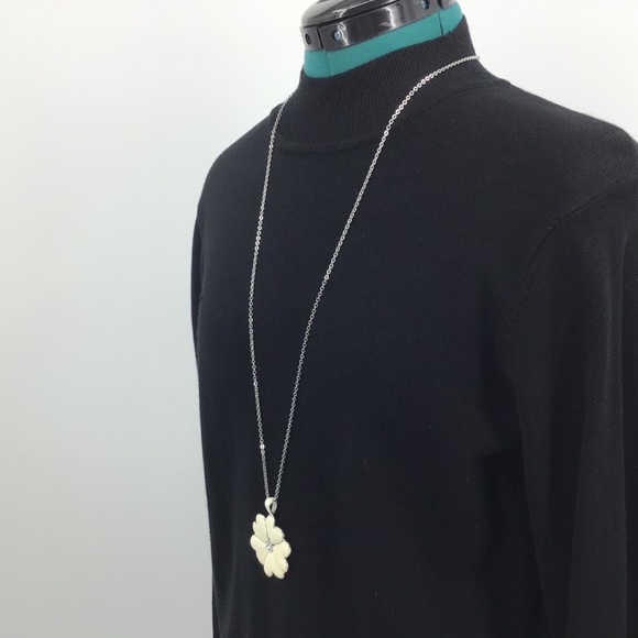 Lia Sophia Whimsy Flower Pendant Necklace 33N93 - Picture 4 of 16